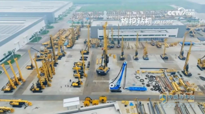 央视体验官探访揭秘 看徐工搭上数智列车(图2)