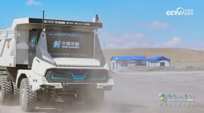 央视体验官探访揭秘 看徐工搭上数智列车(图6)