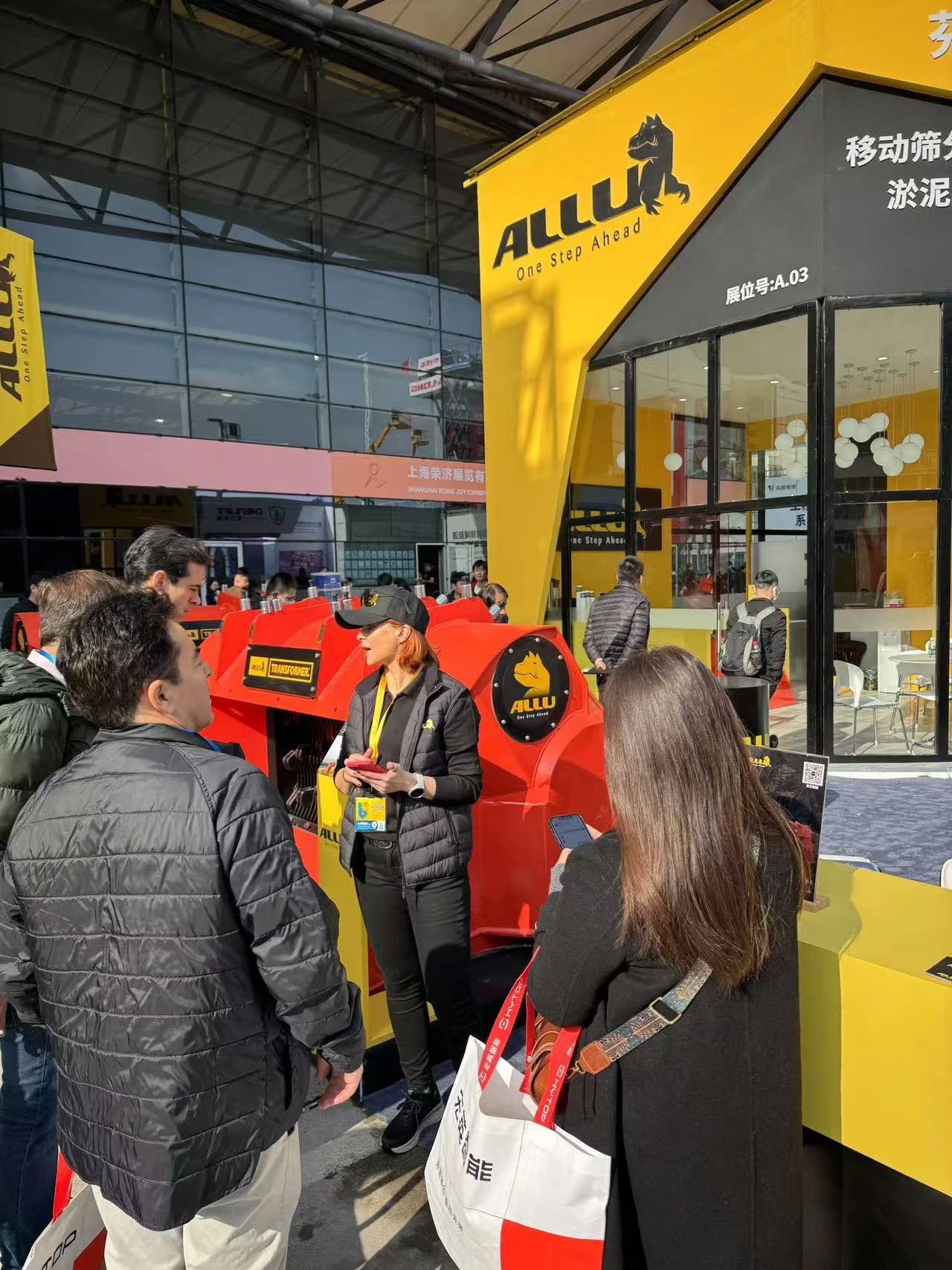追光而遇万象生辉——2024中国bauma工程机械展 芬兰阿陆在现场！(图4)
