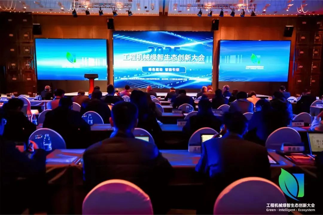 山推实力荣膺2025工程机械年度产品TOP50两项大奖(图6)
