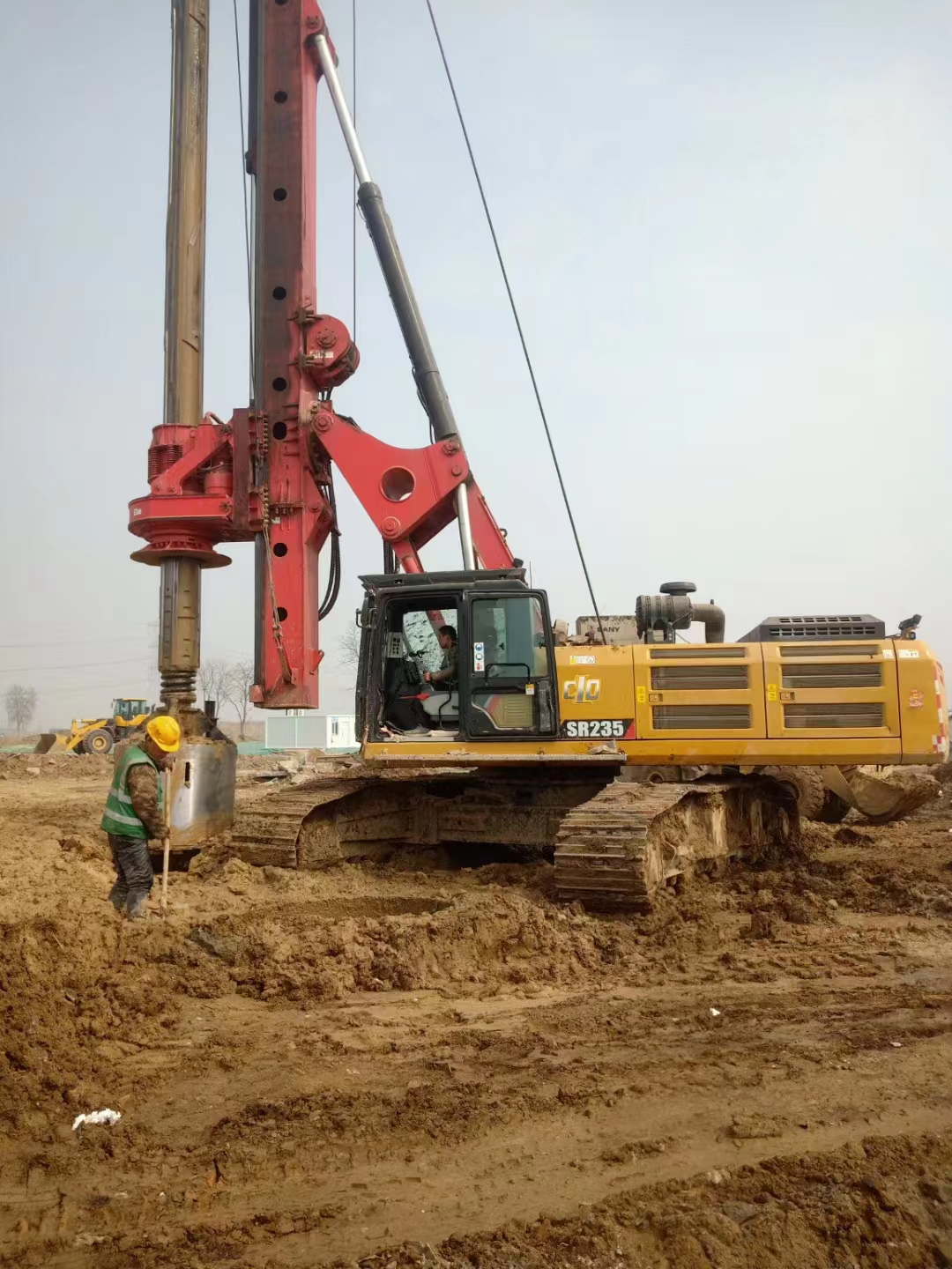 中国建筑第四工程局取得一种建筑桩基施工用泥浆处理设备专利(图1)