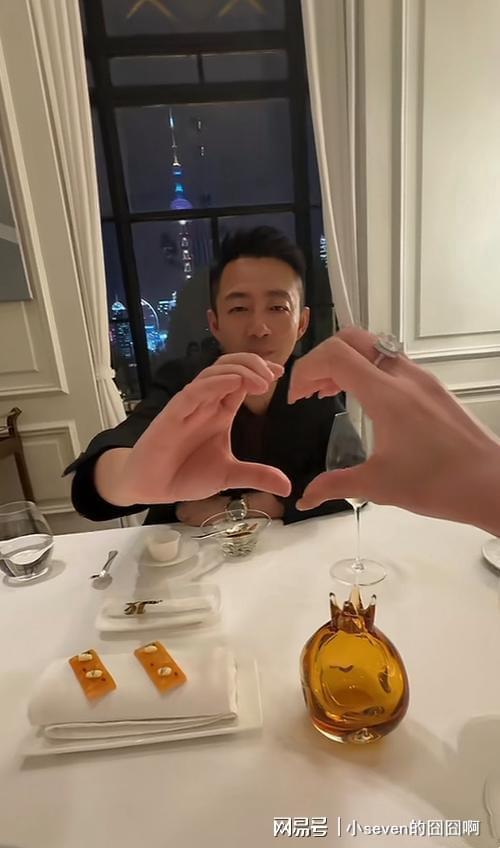 马筱梅晒视频回应离婚谣言网友偶遇汪小菲夫妇称他们很开心(图8)