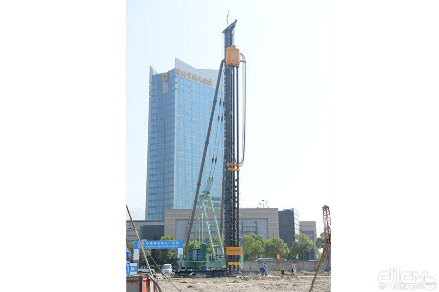 振中ZLD110(650-3)三轴式连续墙钻孔机售价多少钱(图1)