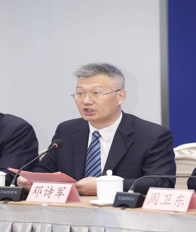 中国机械贸促会会长周卫东出席2025中国-东盟(广西)国际工业博览会北京新闻发布会并发表讲话(图5)