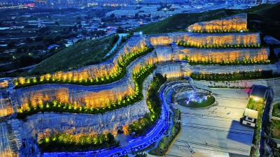 瞧废弃矿山变生态绿洲！(图2)
