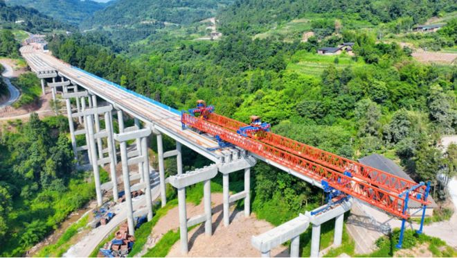 进度条刷新！1—7月重庆市级重点项目完成投资27756亿元(图1)