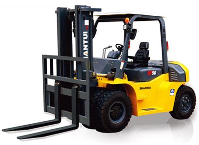 大连工业大学拟开除隐私视频泄露当事学生 律师：无法律依据 公布实名侵犯隐私(图1)