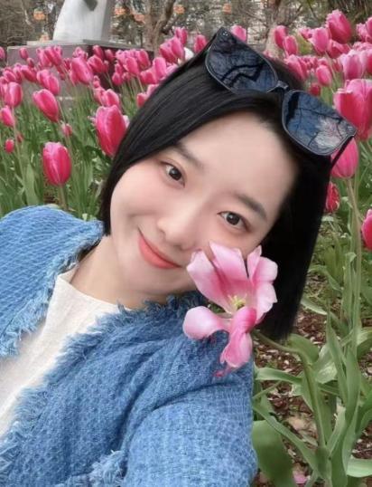 女子被蛇咬身亡照片曝光27岁肤白貌美家中独女遗体惨不忍睹(图8)