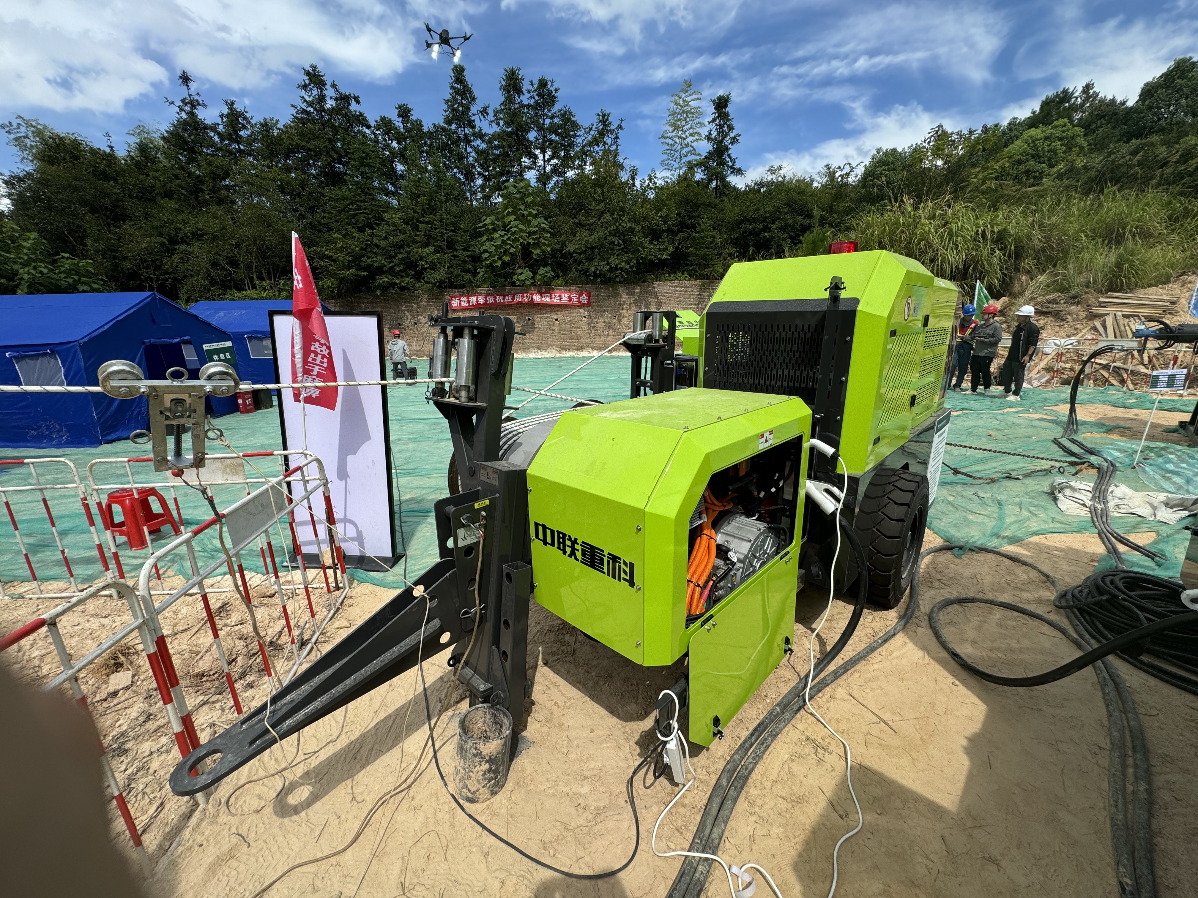 中联重科新能源牵张设备首次应用引领电网施工绿色变革(图2)
