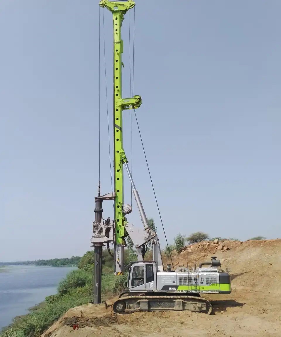 通苏嘉甬高铁慈溪站站房打下首桩(图1)