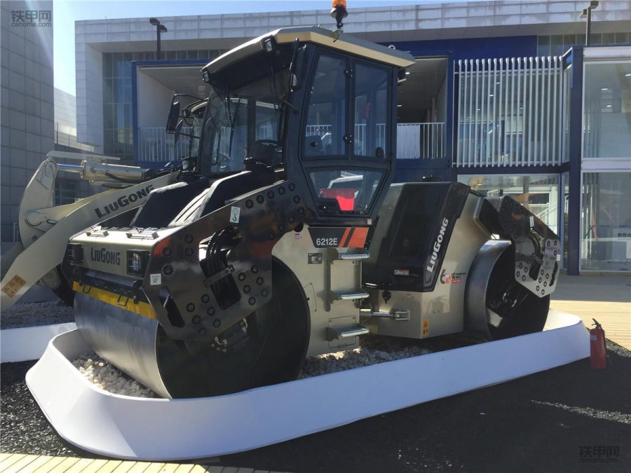 钢铁交响东欧筑梦——2026俄罗斯国际建筑及工程机械展（CTT EXPO）邀您共启基建新纪元(图1)