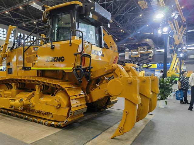 人形机器人+工程机械+自动化设备最热门的20家公司(图1)