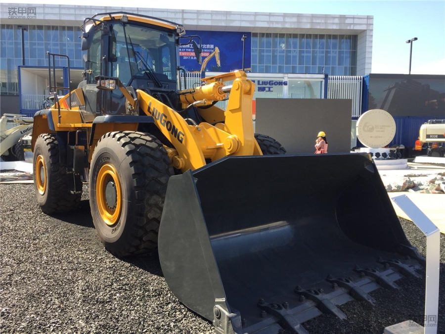 辽宁东港市铁甲水库清淤项目经营权转让中标候选人公示(图1)