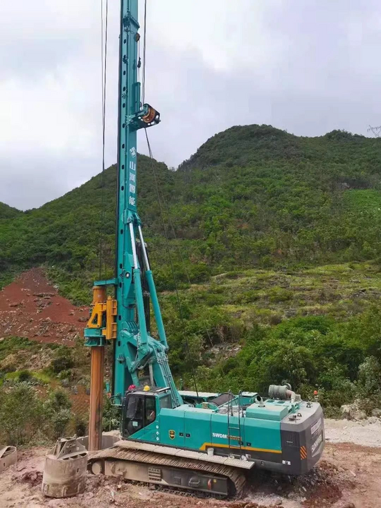 不到2年时间入手33台山河智能旋挖钻机这位老板什么来头？(图3)