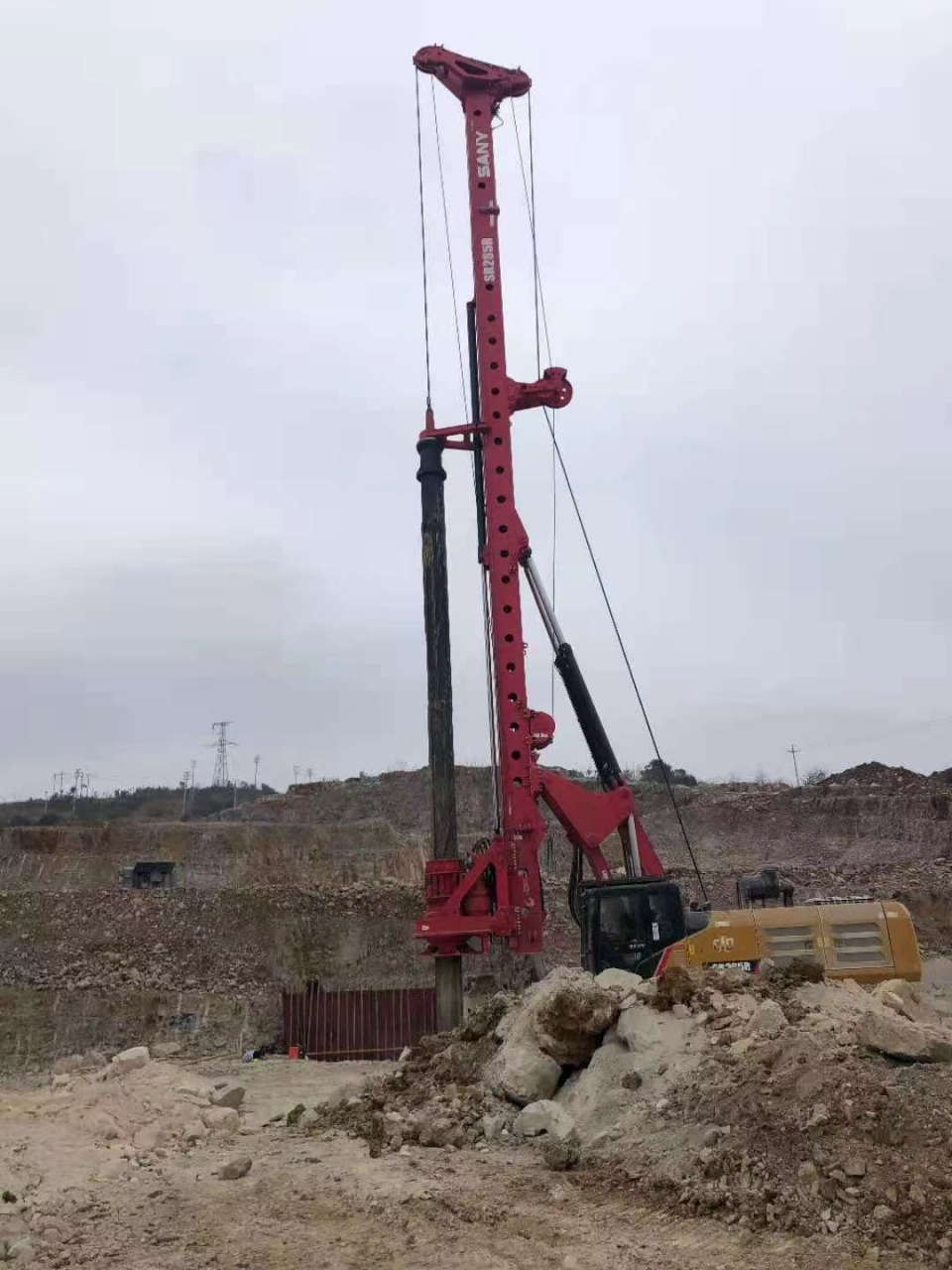 【成交价】恒旺工矿轮式旋挖钻机价格单江西萍乡市湘东区联系人陈对恒旺工矿轮式旋挖钻机价格进行在线最底价咨询-铁臂商城(图1)