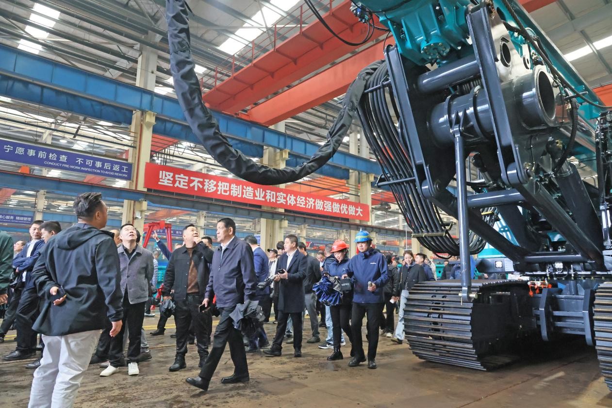 山河智能举行电动旋挖钻机新品发布会收获12亿元订单(图2)