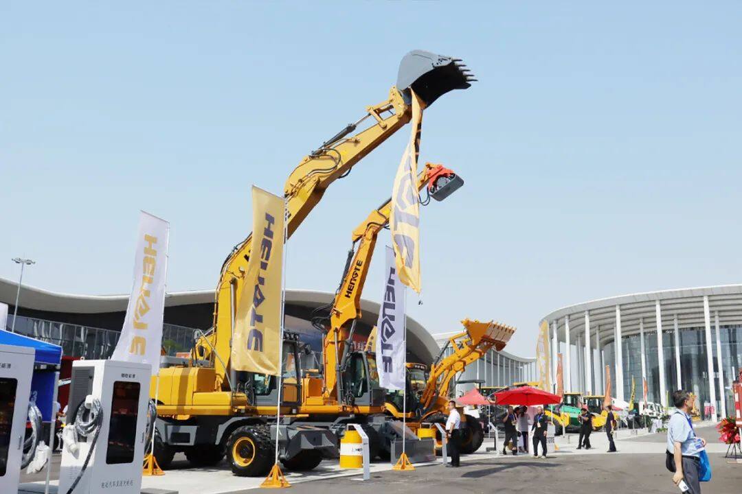 Regional Exhibition for Commercial Vehicles and Yard Macnes(图1)